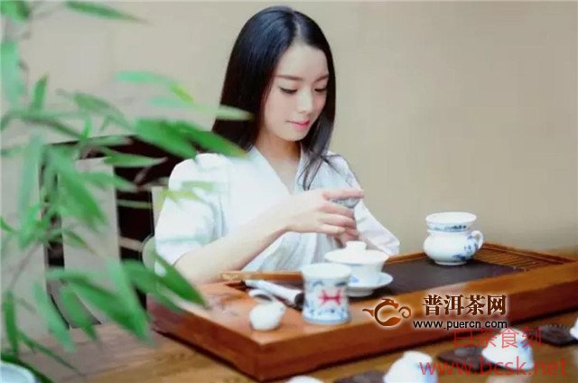女人喝陈皮白茶的好处？